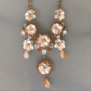 Nordstrom rhinestone flowers statement necklace NWOT